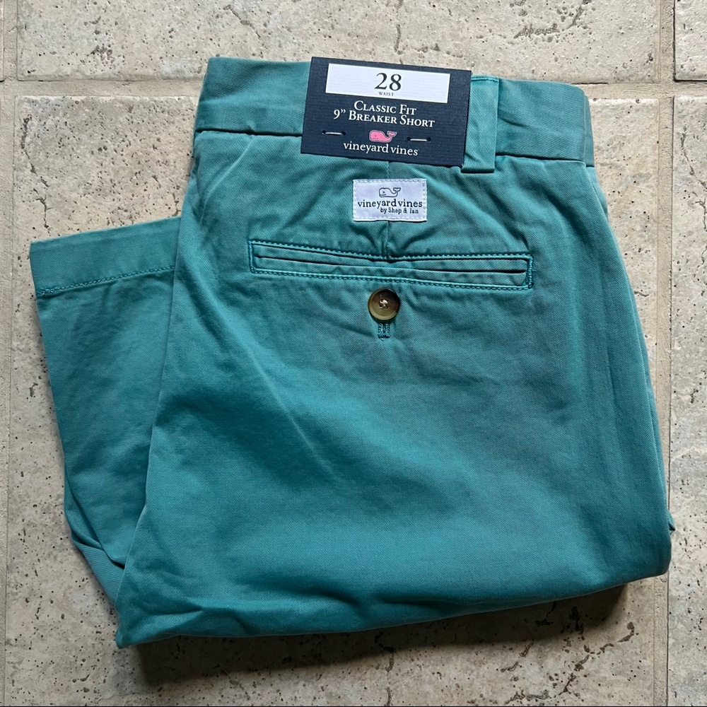 NWT Classic Fit 9” Breaker Short Ocean Haze